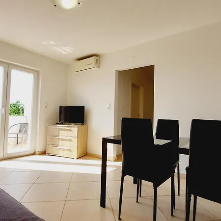 Adria شقة بولا