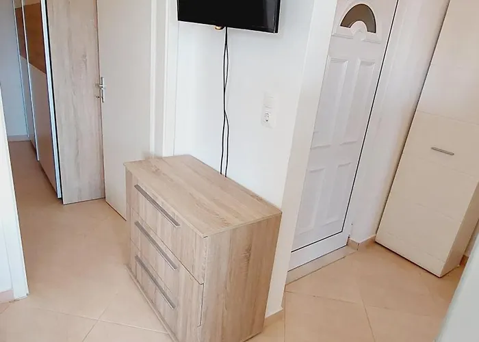 شقة Adria بولا