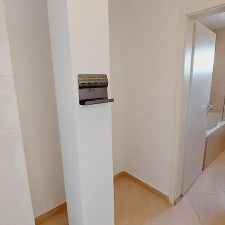 Adria Apartment *