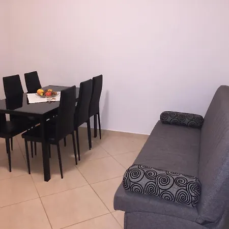 شقة Adria *
